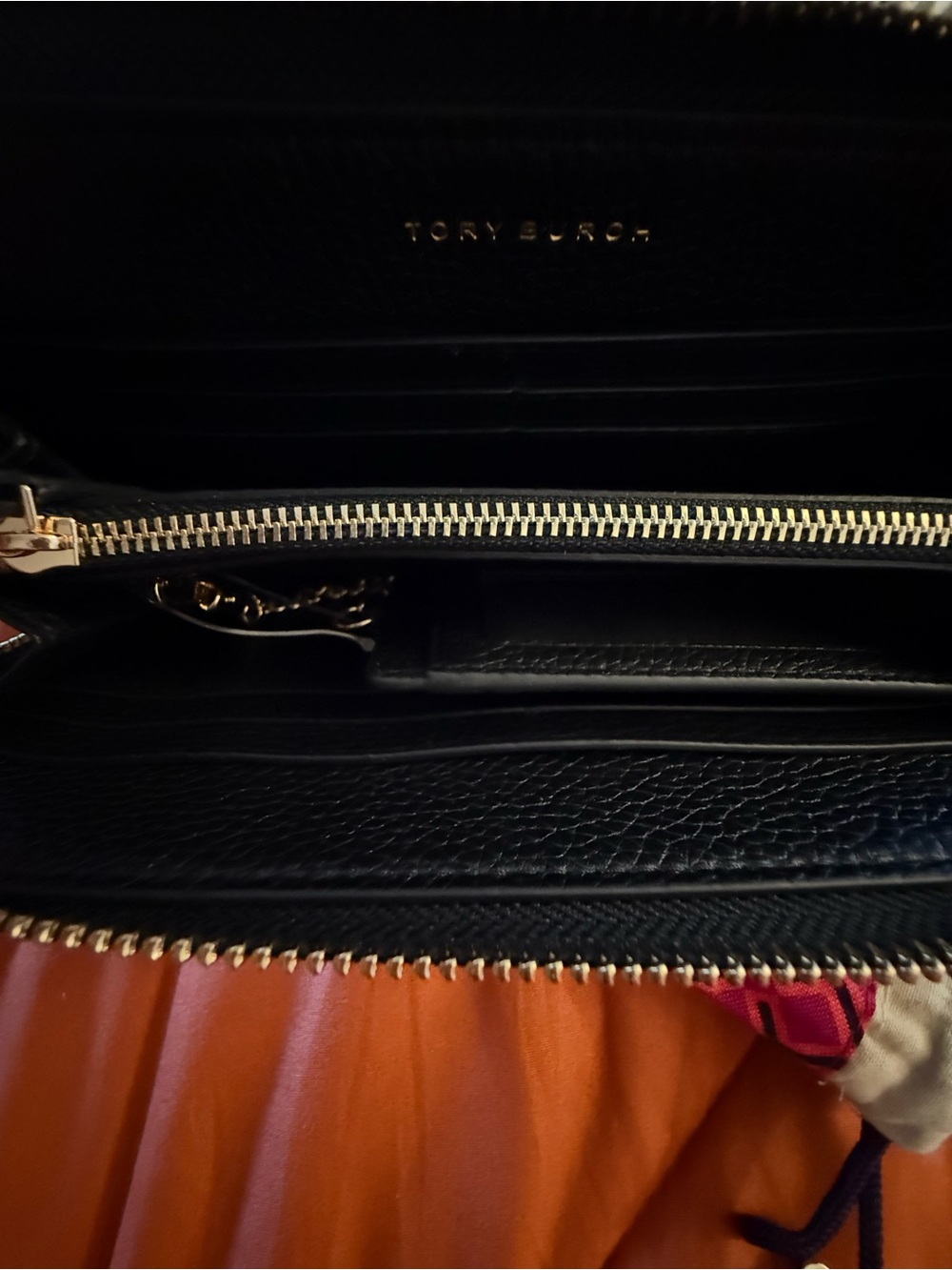 Tory Burch Black Pebbled Leather Zip-Around Wallet with Gold Logo Charm - Picture 4 of 5